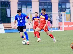 爱游戏-足球从阿贾克斯开启神坛